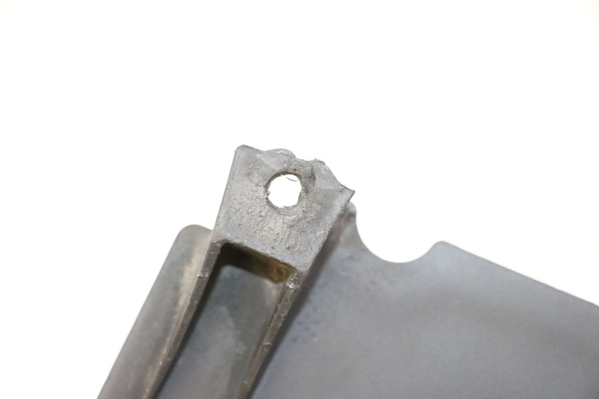 photo de TYLNY BŁOTNIK PEUGEOT SATELIS 125 (2013 - 2018) - Inny kąt widzenia