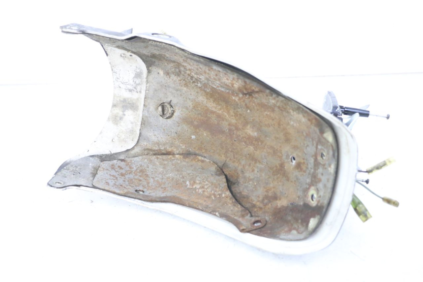 photo de TYLNY BŁOTNIK YAMAHA SR 125 (1982 - 2003) - Szczegół części