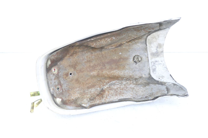 photo de TYLNY BŁOTNIK YAMAHA SR 125 (1982 - 2003) - Zoom stanu zużycia