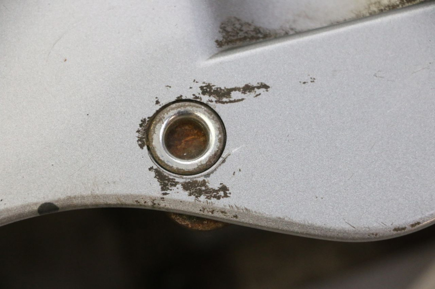 photo de BŁOTNIK PRZEDNI HYOSUNG GV AQUILA 125 (2000 - 2009) - Zbliżenie techniczne