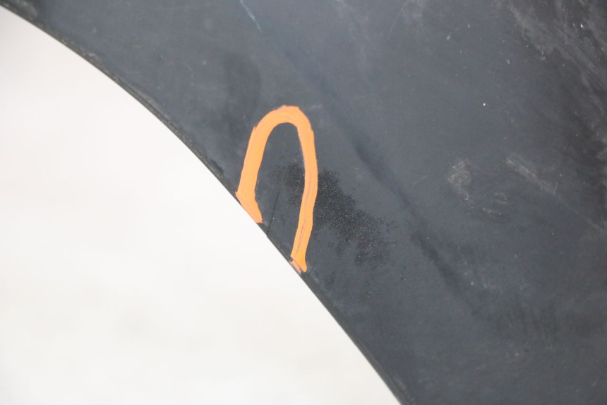 photo de BŁOTNIK PRZEDNI SUZUKI BURGMAN 125 (2007 - 2014) - Punkty mocowania