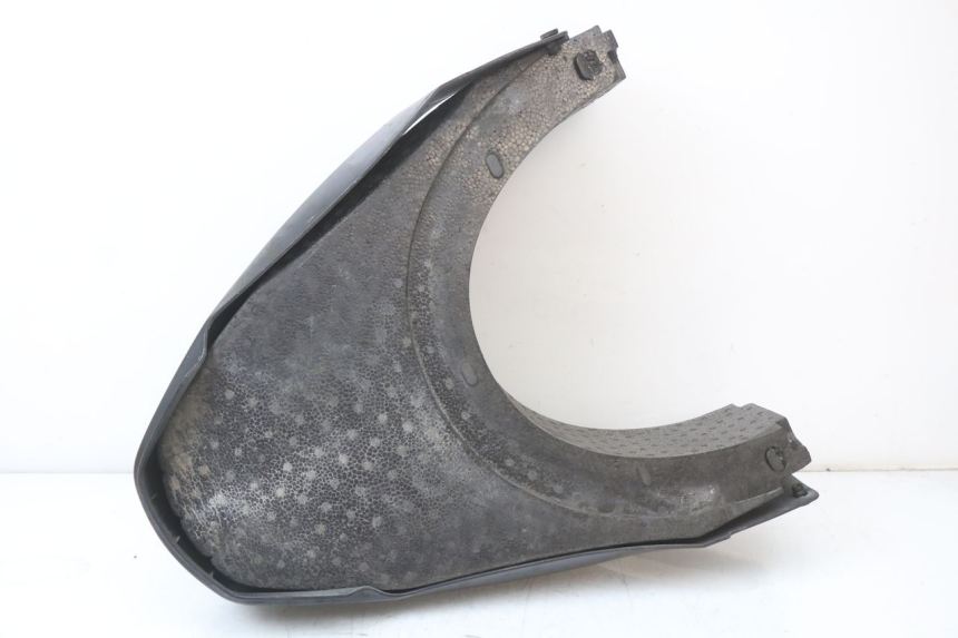 photo de BŁOTNIK PRZEDNI BMW C1 125 (2000 - 2003) - Stan powierzchni