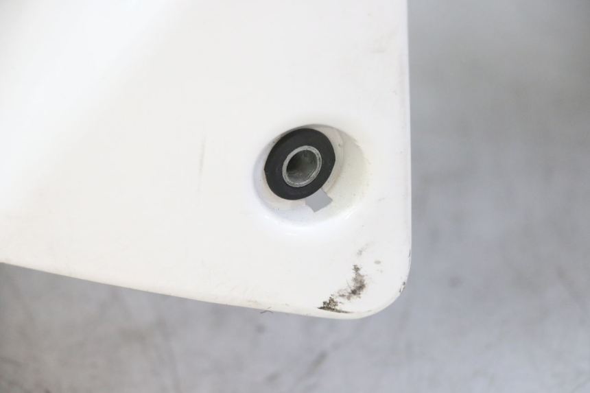 photo de BŁOTNIK PRZEDNI KYMCO DINK STREET 125 (2009 - 2014) - Stan powierzchni