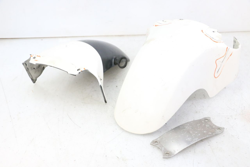 photo de BŁOTNIK PRZEDNI YAMAHA FJ 36Y 1100 (1984 - 1985) - Widok ogólny