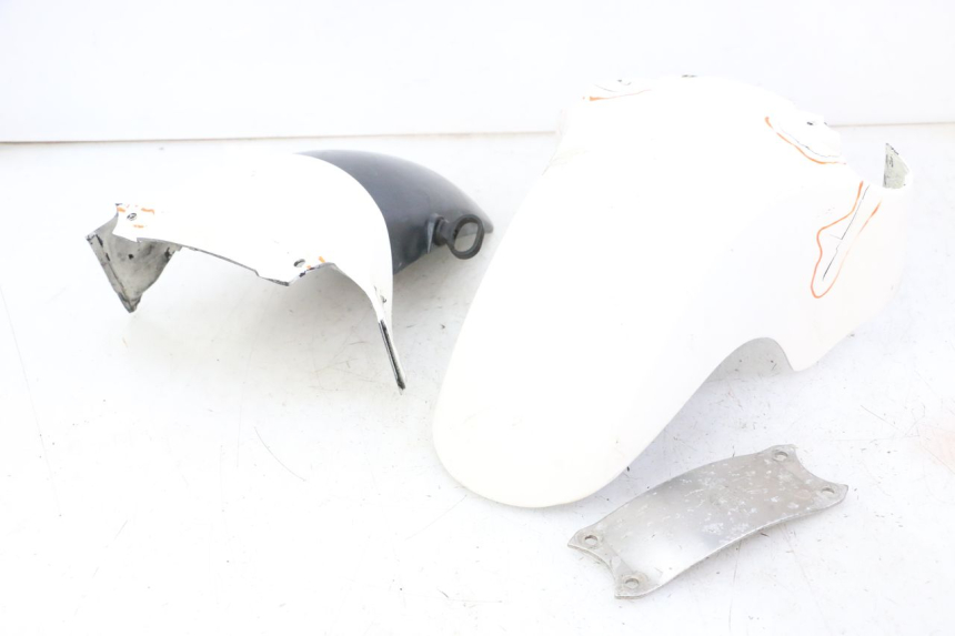 photo de BŁOTNIK PRZEDNI YAMAHA FJ 36Y 1100 (1984 - 1985) - Stan powierzchni