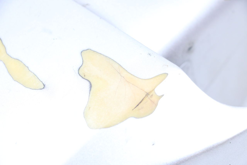 photo de BŁOTNIK PRZEDNI HYOSUNG GF 125 (2001 - 2005) - Zoom stanu zużycia