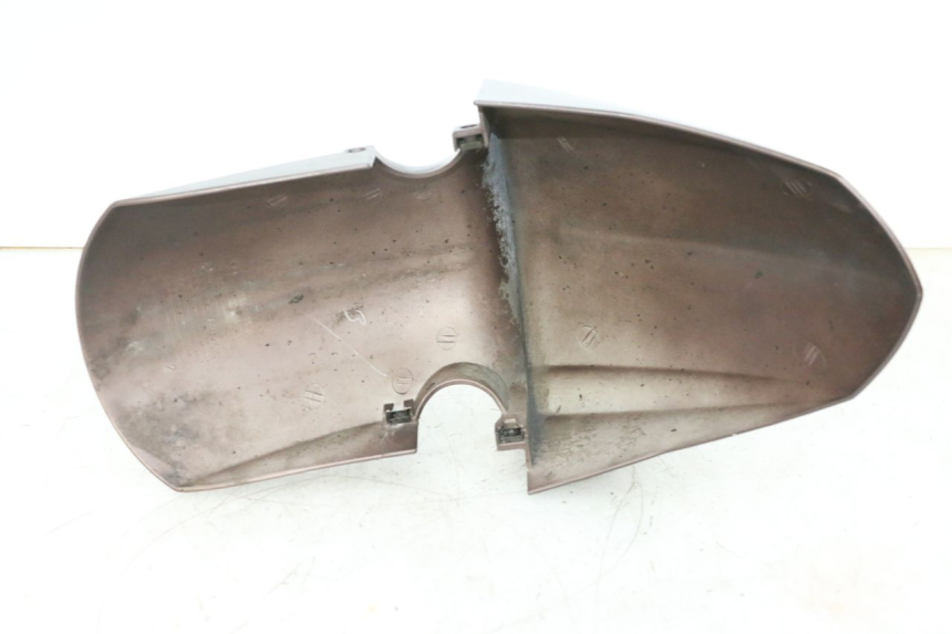 photo de BŁOTNIK PRZEDNI PEUGEOT KISBEE 2T 50 (2010 - 2017) - Szczegół części