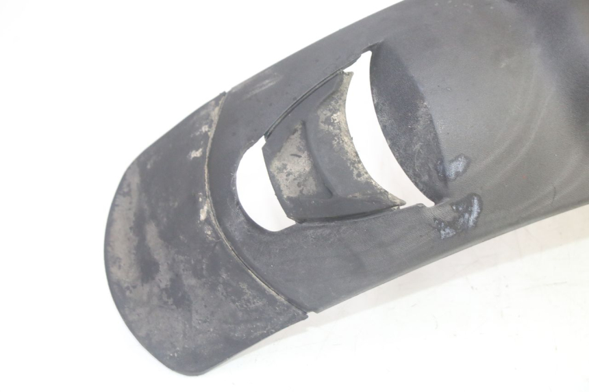 photo de BŁOTNIK PRZEDNI PIAGGIO MP3 HPE 350 (2018 - 2020) - Zbliżenie techniczne