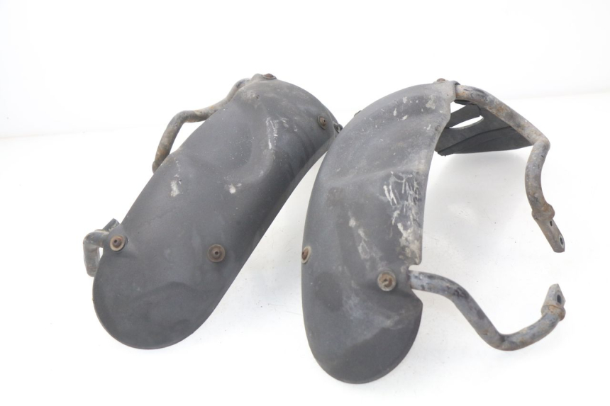 photo de BŁOTNIK PRZEDNI PIAGGIO MP3 LT 400 (2007 - 2012) - Widok główny