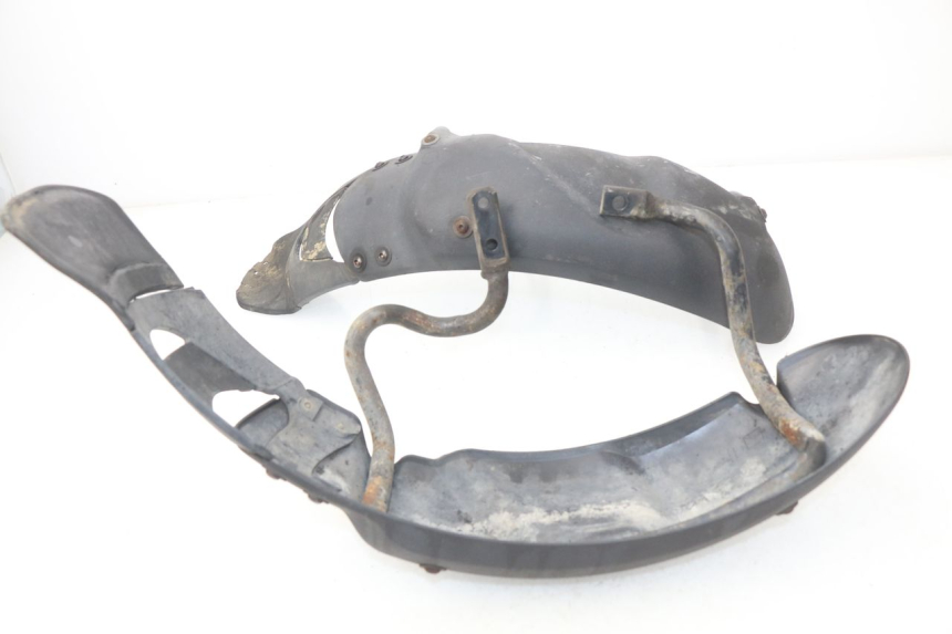 photo de BŁOTNIK PRZEDNI PIAGGIO MP3 LT 400 (2007 - 2012) - Punkty mocowania