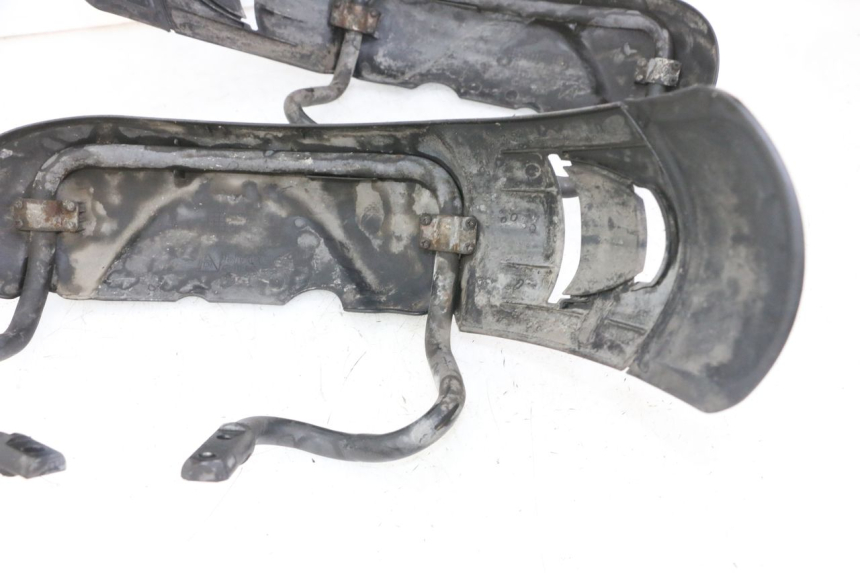 photo de BŁOTNIK PRZEDNI PIAGGIO MP3 LT 300 (2010 - 2016) - Szczegół części