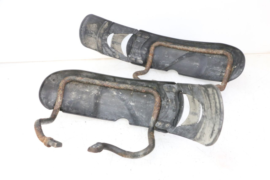 photo de BŁOTNIK PRZEDNI PIAGGIO MP3 RL 250 (2006 - 2010) - Szczegół części