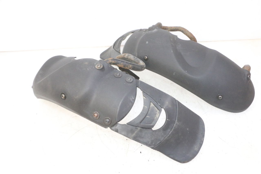 photo de BŁOTNIK PRZEDNI PIAGGIO MP3 RL 250 (2006 - 2010) - Inny kąt widzenia