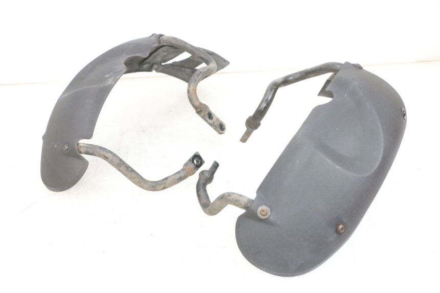 photo de BŁOTNIK PRZEDNI PIAGGIO MP3 RL 250 (2006 - 2010) - Widok główny