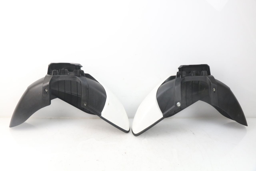 photo de BŁOTNIK PRZEDNI MBK MW TRYPTIK 125 (2017 - 2022) - Widok główny