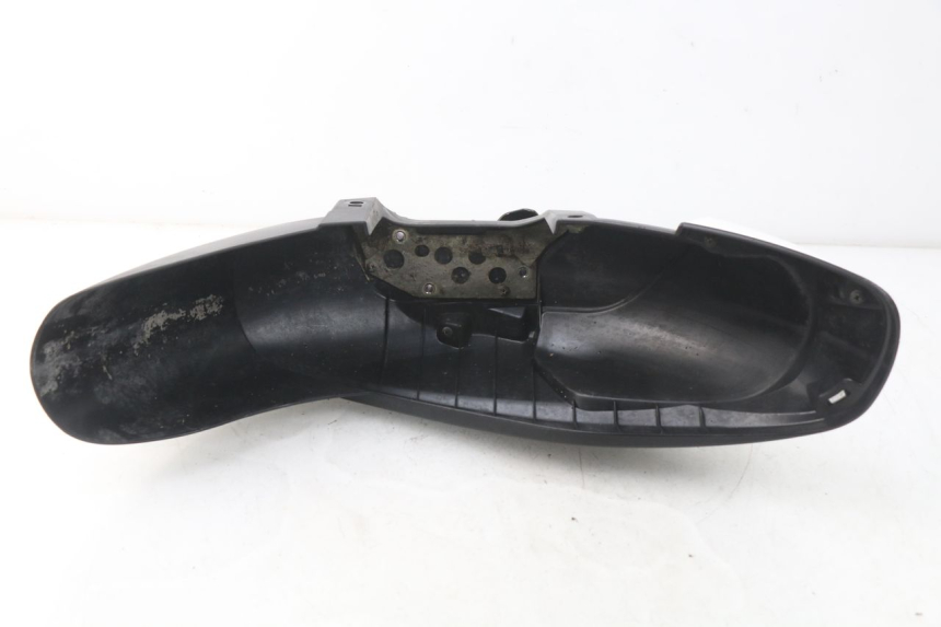 photo de BŁOTNIK PRZEDNI MBK MW TRYPTIK 125 (2017 - 2022) - Zbliżenie techniczne