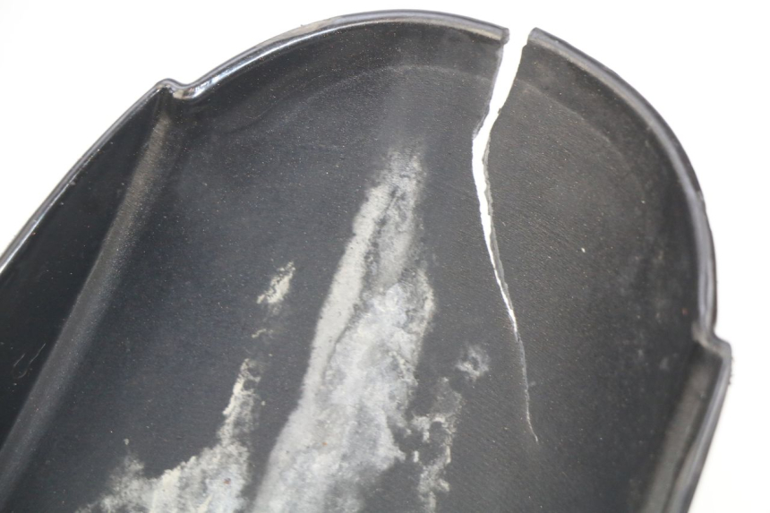 photo de BŁOTNIK PRZEDNI APRILIA SCARABEO 100 (2003 - 2012) - Szczegół części