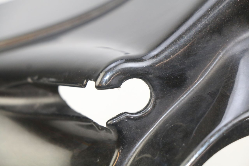 photo de BŁOTNIK PRZEDNI APRILIA SCARABEO 100 (2003 - 2012) - Inny kąt widzenia