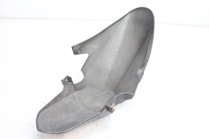 photo de PRZEDNI BŁOTNIK KYMCO SUPER 8 2T 50 (2007 - 2013) - Oznaczenia i referencje