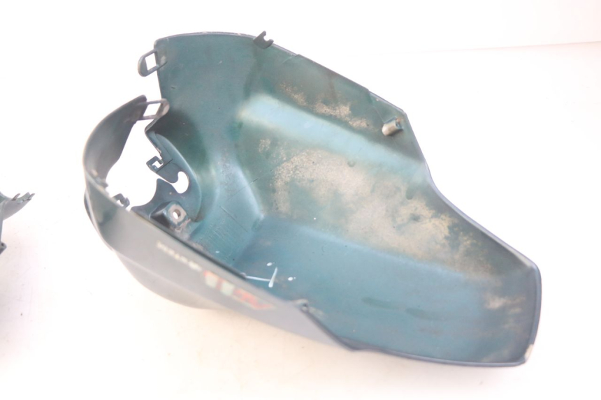 photo de BŁOTNIK PRZEDNI PEUGEOT SV 125 (1991 - 1994) - Widok z bliska