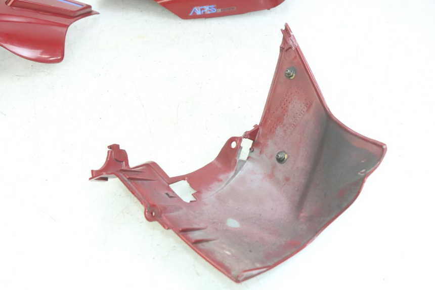 photo de BŁOTNIK PRZEDNI PEUGEOT SV 125 (1991 - 1994) - Alternatywny kąt