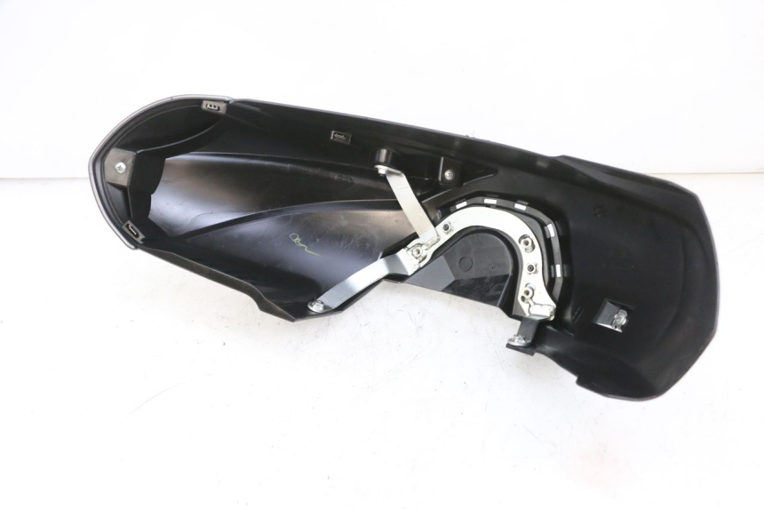 photo de BŁOTNIK PRZEDNI YAMAHA TRICITY 300 (2020 - 2024) - Stan powierzchni