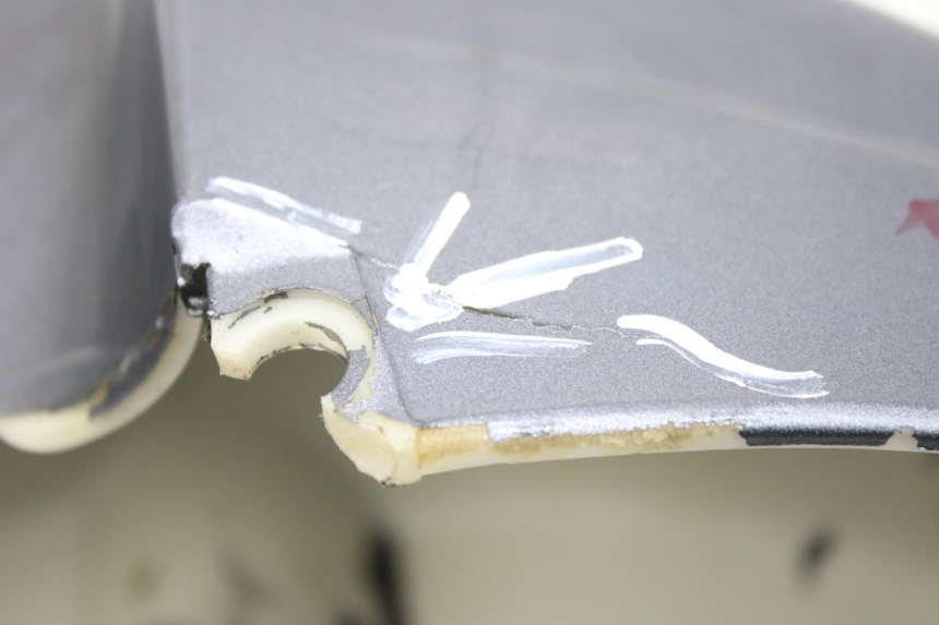 photo de BŁOTNIK PRZEDNI PIAGGIO X9 EVOLUTION 125 (2003 - 2007) - Zoom stanu zużycia