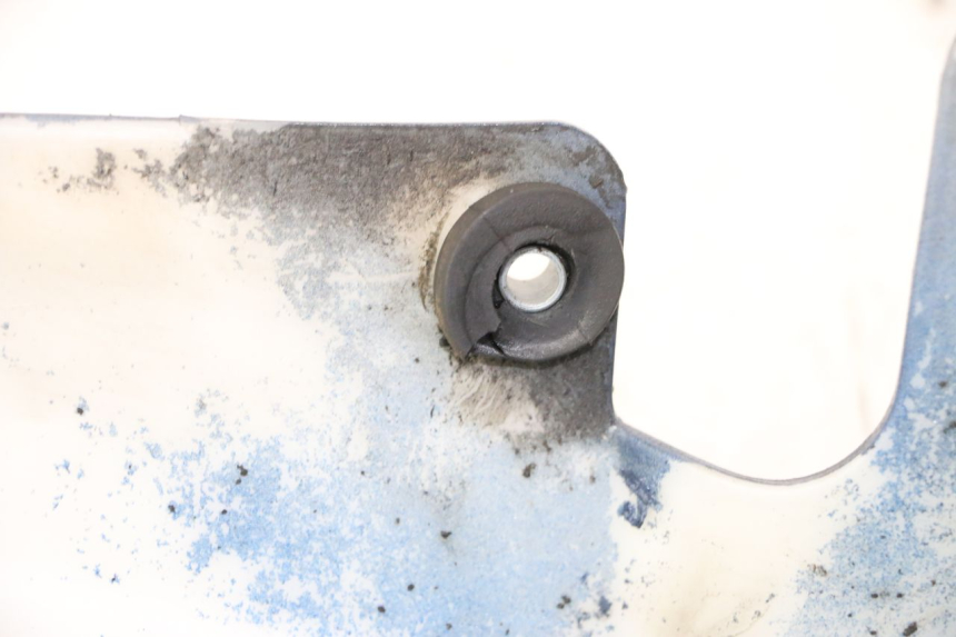 photo de BŁOTNIK PRZEDNI PIAGGIO X9 EVOLUTION 125 (2003 - 2007) - Zoom stanu zużycia