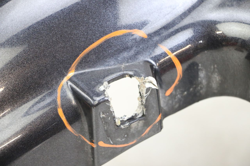 photo de BŁOTNIK PRZEDNI KYMCO XCITING 250 (2006 - 2009) - Stan powierzchni