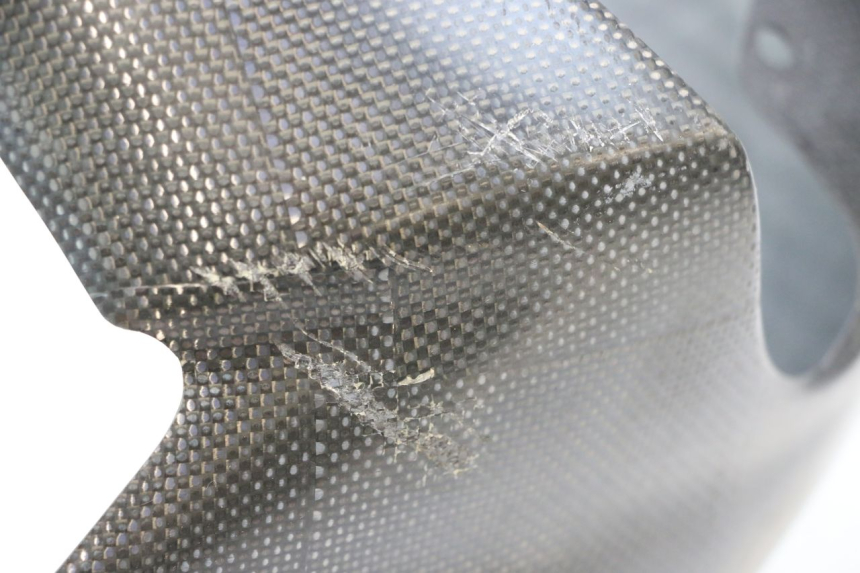 photo de PRZEDNI BŁOTNIK YAMAHA XP T-MAX ABS 500 (2005 - 2005) - Zoom stanu zużycia