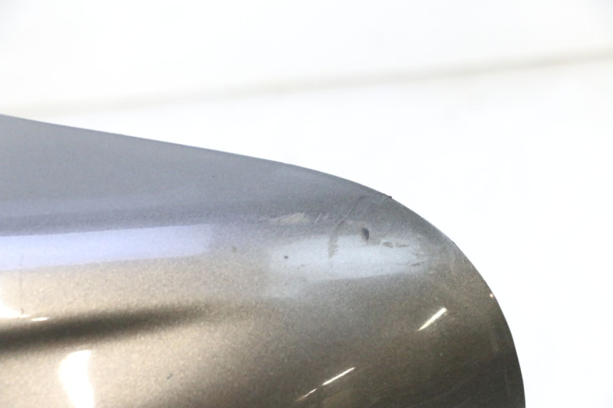photo de BŁOTNIK PRZEDNI KAWASAKI ZZR 600 (1995 - 2004) - Oznaczenia i referencje