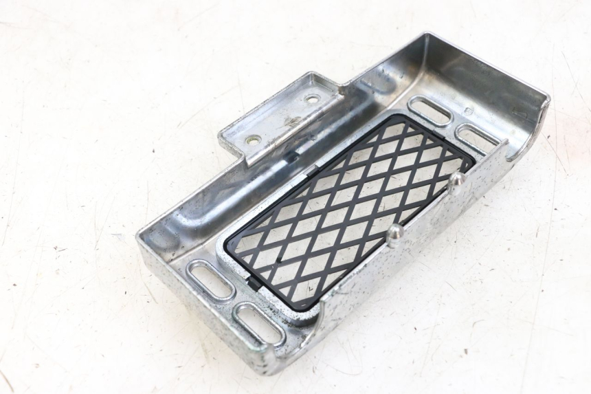 photo de KRATKA CHŁODNICY HYOSUNG GV AQUILA 125 (2000 - 2009) - Szczegół części