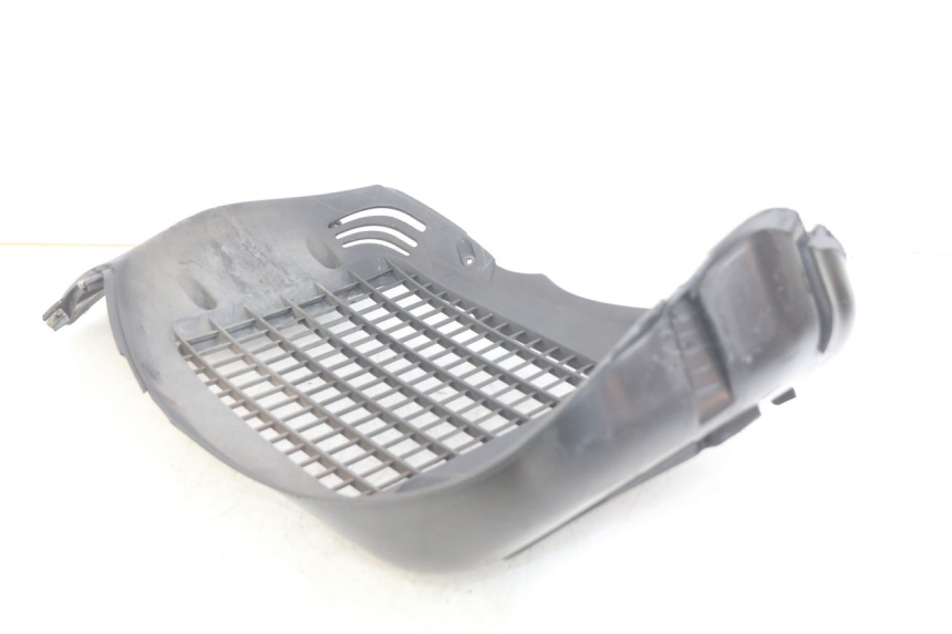 photo de KRATKA CHŁODNICY PIAGGIO BEVERLY 125 (2010 - 2015) - Inny kąt widzenia