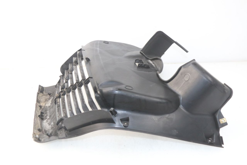 photo de KRATKA CHŁODNICY KYMCO DINK STREET 125 (2009 - 2014) - Zbliżenie techniczne