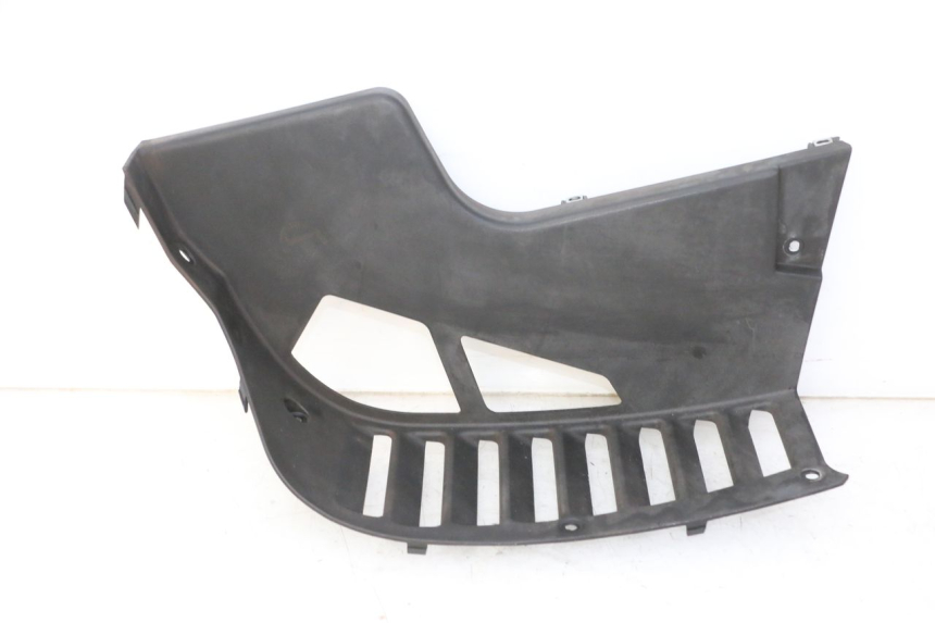 photo de KRATKA CHŁODNICY PRAWA QUADRO 4 4D 350 (2015 - 2018) - Widok główny