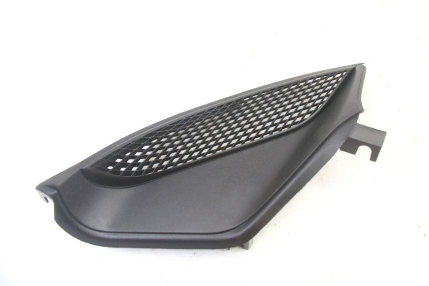 photo de KRATKA PRAWA CHŁODNICY PIAGGIO NRG POWER PUREJET 50 (2018 - 2021) - Widok główny