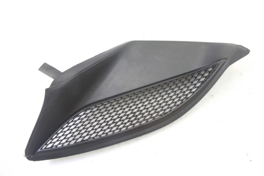 photo de KRATKA PRAWA CHŁODNICY PIAGGIO NRG POWER PUREJET 50 (2018 - 2021) - Szczegół części