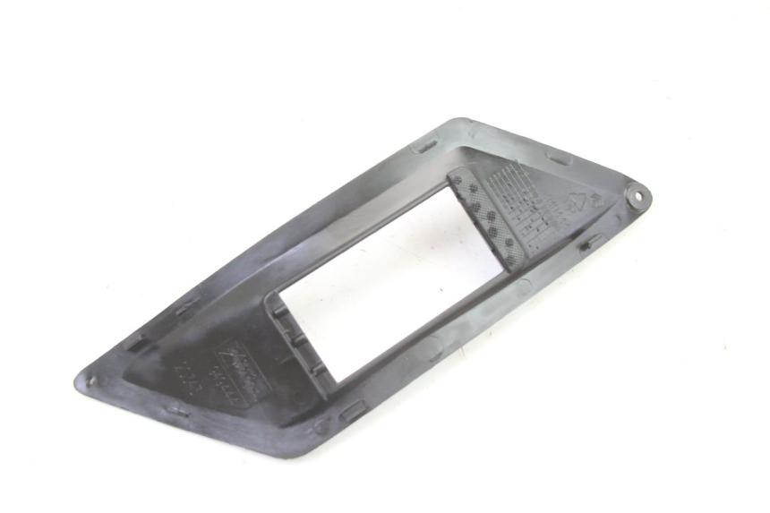 photo de KRATKA CHŁODNICY PRAWA GILERA RUNNER SP 50 (2006 - 2008) - Szczegół części