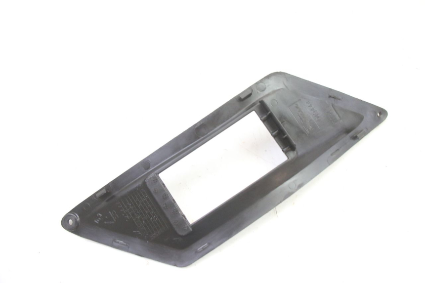 photo de KRATKA CHŁODNICY PRAWA GILERA RUNNER SP 50 (2006 - 2008) - Zoom stanu zużycia