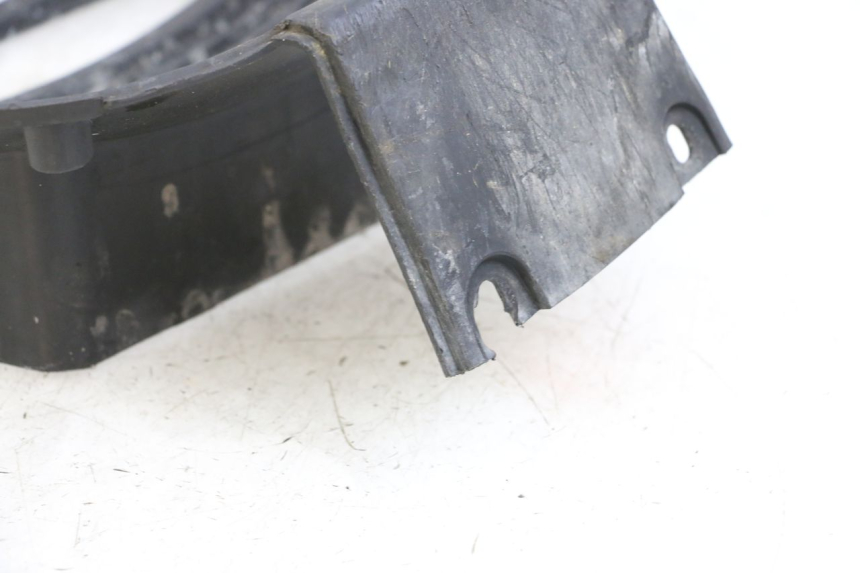 photo de KRATKA CHŁODNICY HONDA FJS SILVER WING SILVERWING 400 (2005 - 2008) - Zbliżenie techniczne