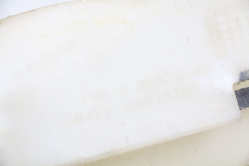 photo de KRATKA LEWEGO CHŁODNICY HONDA CRF CR-F 450 (2009 - 2012) - Szczegół części