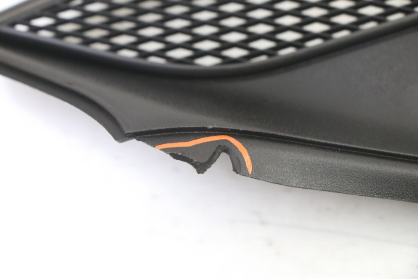 photo de KRATKA LEWEGO CHŁODNICY PIAGGIO NRG POWER PUREJET 50 (2018 - 2021) - Szczegół części