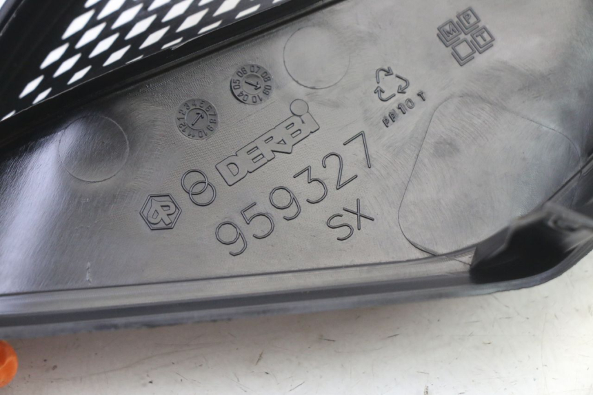 photo de KRATKA LEWEGO CHŁODNICY PIAGGIO NRG POWER PUREJET 50 (2018 - 2021) - Punkty mocowania