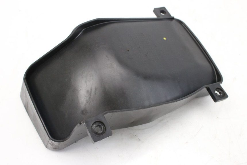 photo de KRATKA LEWA CHŁODNICY PIAGGIO VESPA GTS IGET ABS 125 (2017 - 2023) - Zbliżenie techniczne