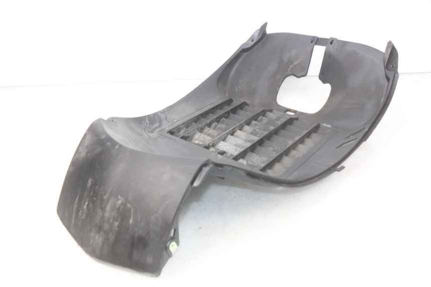 photo de KRATKA CHŁODNICY PEUGEOT GEOPOLIS 400 (2007 - 2013) - Zoom stanu zużycia