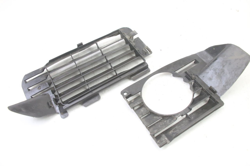 photo de KRATKA CHŁODNICY HONDA MTX TC02 125 (1987 - 1989) - Inny kąt widzenia