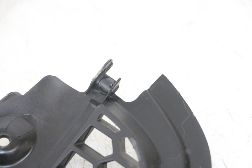 photo de KRATKA CHŁODNICY PIAGGIO IE MP3 YOURBAN 300 (2011 - 2016) - Zoom stanu zużycia