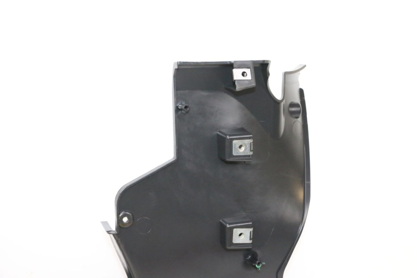 photo de KRATKA CHŁODNICY PIAGGIO MP3 HPE 300 (2019 - 2026) - Zoom stanu zużycia