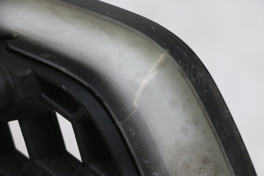 photo de KRATKA CHŁODNICY PIAGGIO MP3 500 (2016 - 2018) - Szczegół części