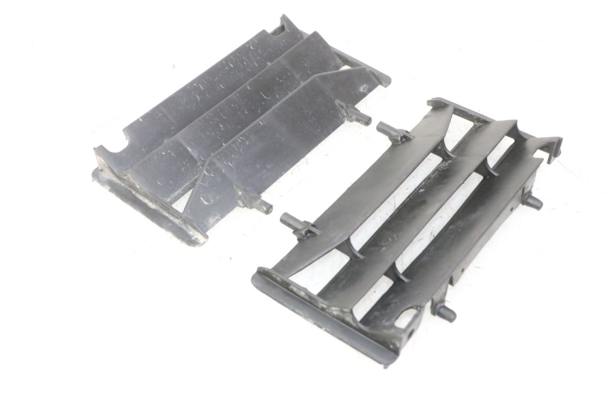 photo de KRATKA CHŁODNICY RIEJU MRT 50 (2018 - 2021) - Szczegół części